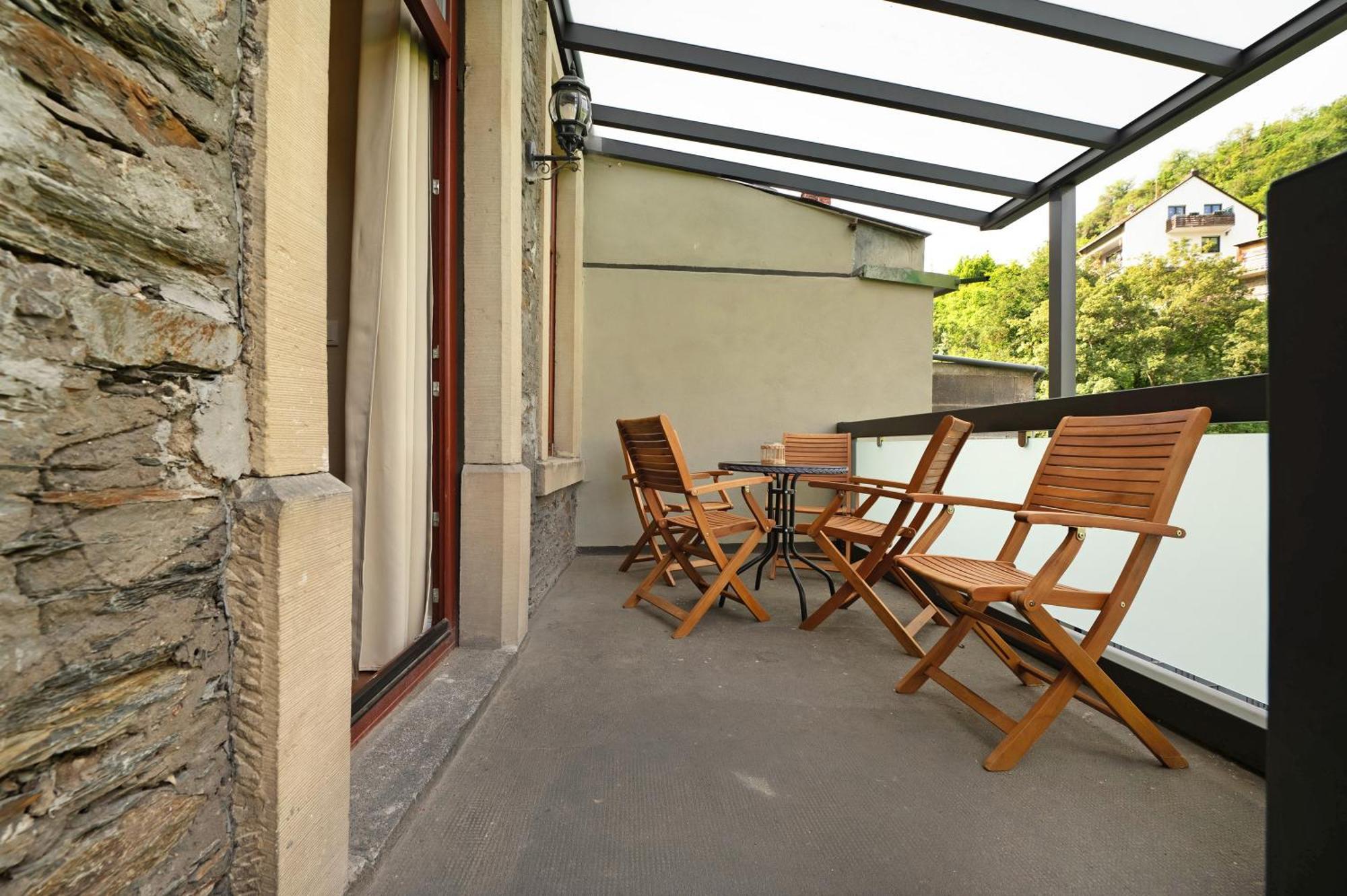 Alte Stadtvilla Am Weinberg 1 トラーベン・トラールバッハ エクステリア 写真